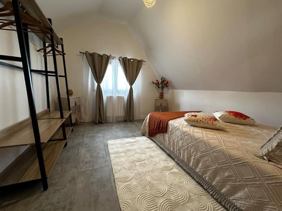 Charme, Poutres Et Elegance Apartment Chartres Exterior foto
